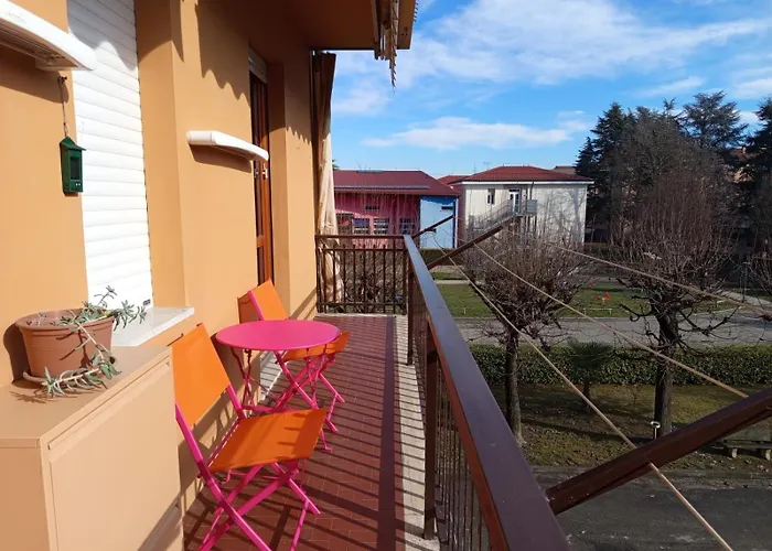 Casa Euro2000 Free Parking ألبا