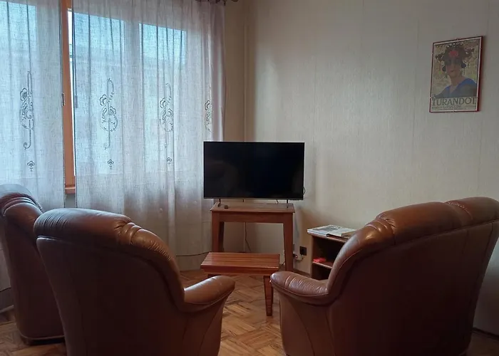 Casa Euro2000 Free Parking Alba